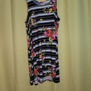 Bobbie Brooks Black and White Striped Floral Chemise